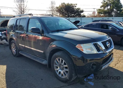 2010 Nissan Pathfinder S z USA, uszkodzony, nr VIN 5N1AR1NB5AC619098